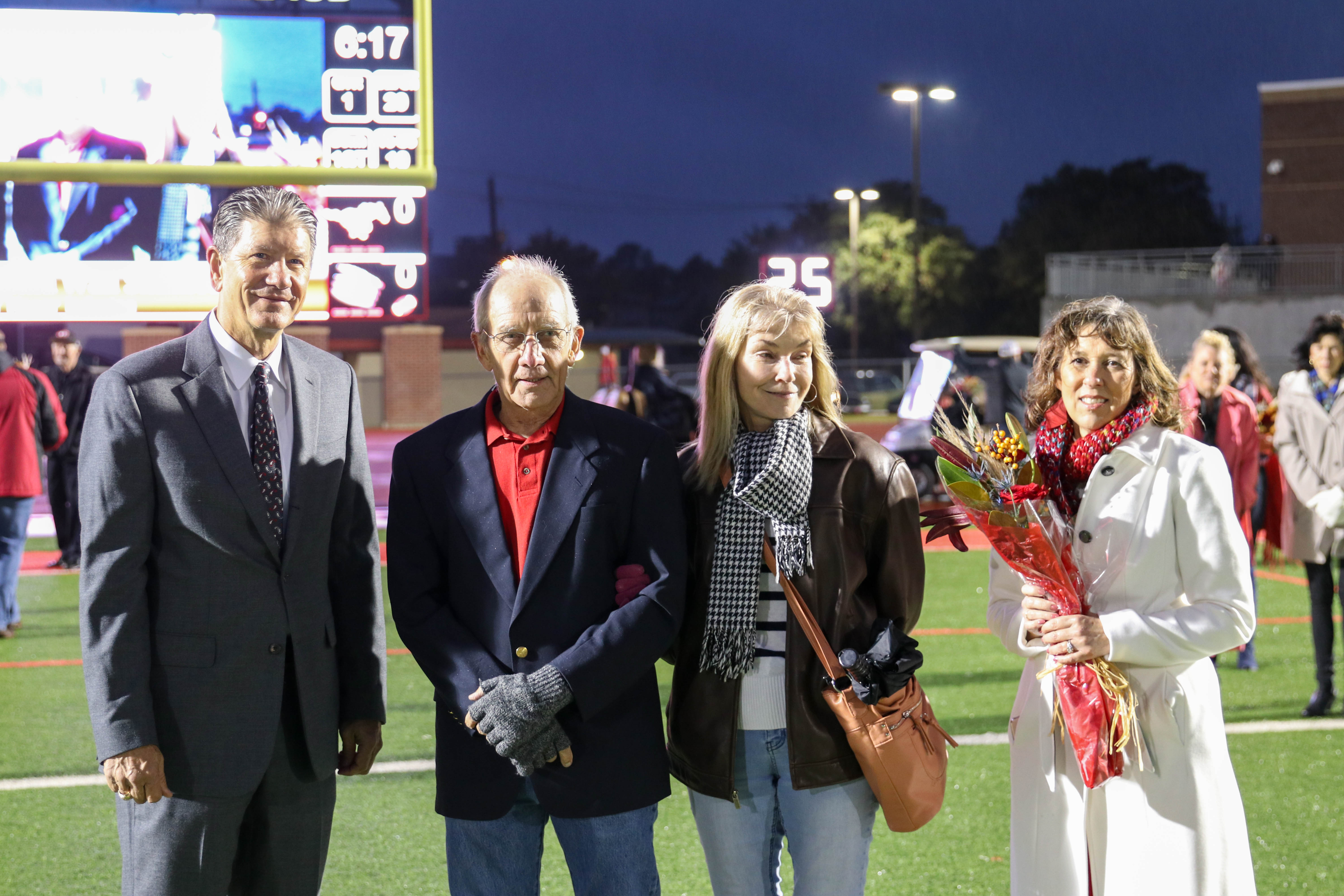 Image of those accepting Mary Wall Simmons honor